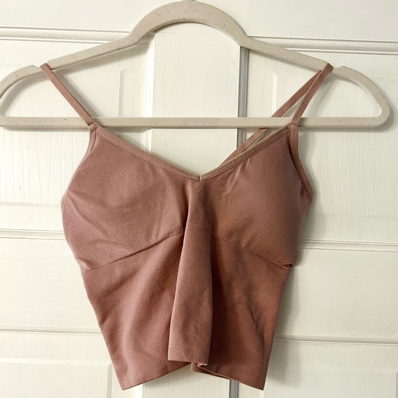 Women’s Workout Set Light Pink Leggings + Criss-cross Cami - Picture 4 of 15